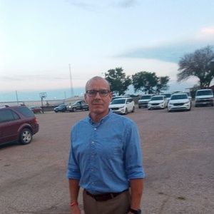 Meet your Posher, Casey